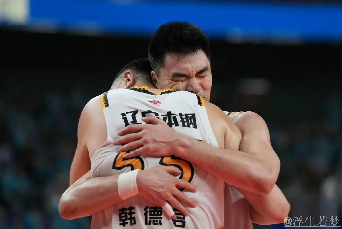 韩德君暂缓退役仪式，或计划与李晓旭共同举办